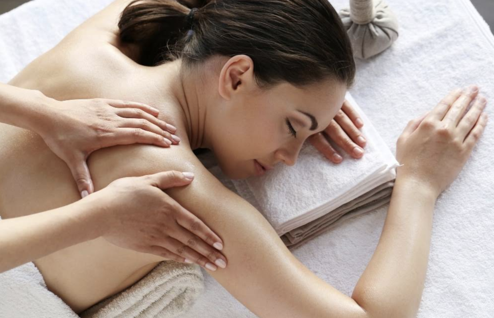 Relaxing massage treatment